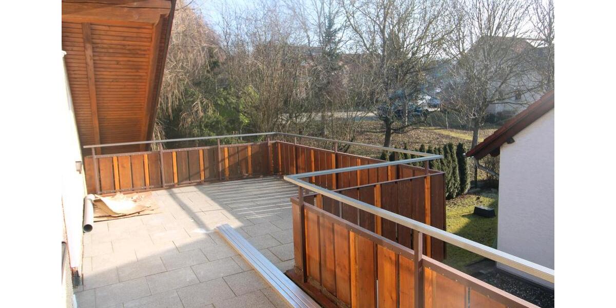 Dachgeschoßwohnung Igersheim - 3.5 Zimmer, 113 m&sup2;, 1.130&euro; | Angebot:24870124