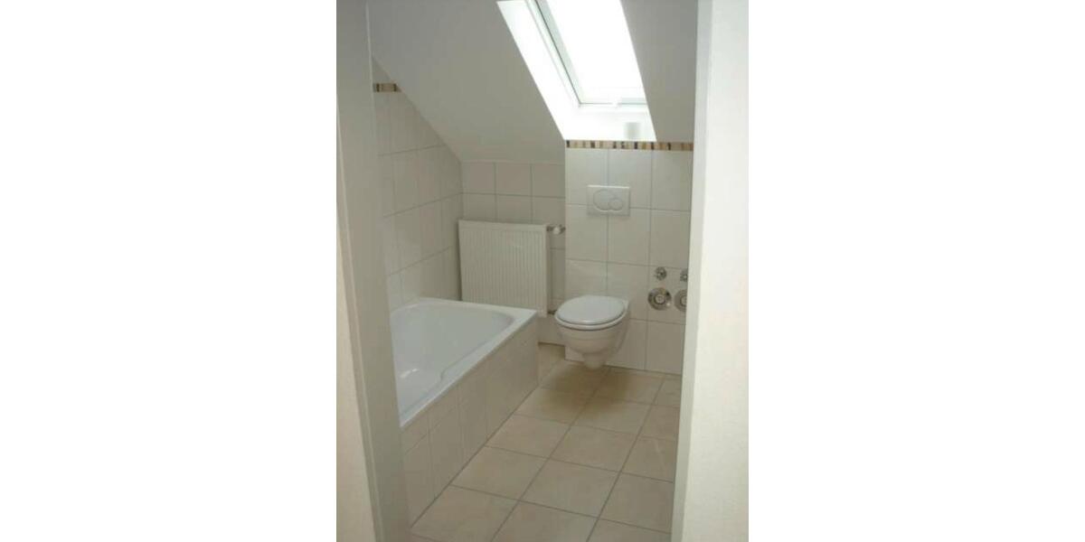 Dachgeschoßwohnung Reinheim - 2.5 Zimmer, 70 m&sup2;, 770&euro; | Angebot:26461802