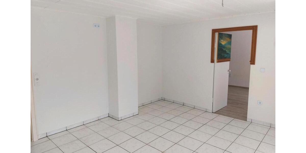 Klosterlechfeld 2 Zimmer Küche Bad Wintergarten zimmer