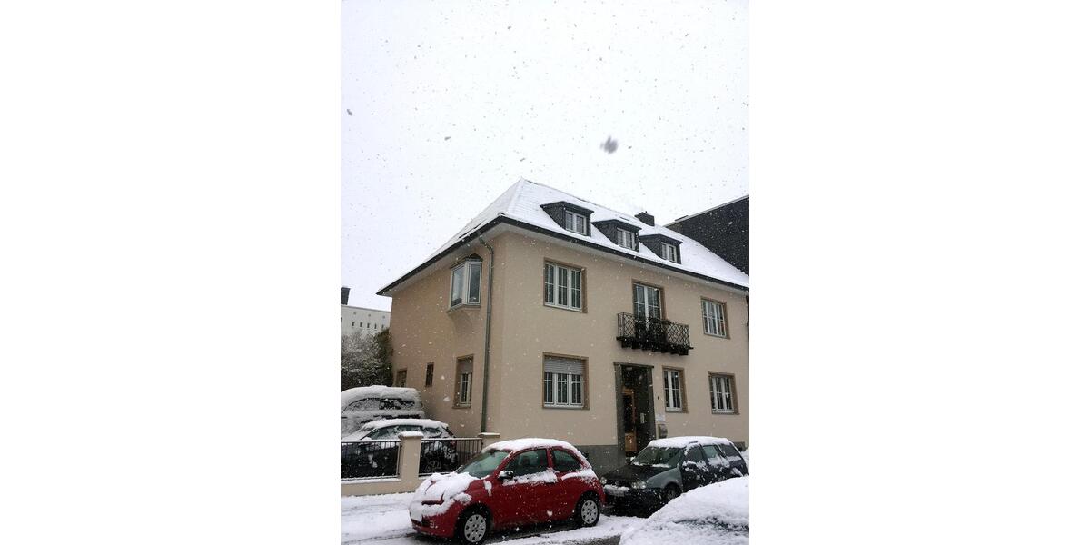 Repräsentative Stadtvilla (Haus in Haus) im Zentrum von Opladen zu vermieten! 5 zimmer