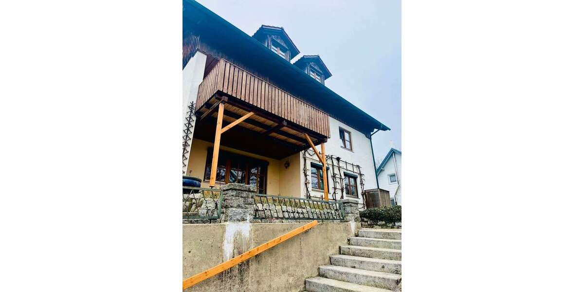 Etagenwohnung Vilshofen an der Donau - 3 Zimmer, 82 m&sup2;, 738&euro; | Angebot:26141023