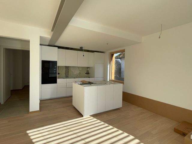 Bungalow Bad Oldesloe - 2 Zimmer, 92 m&sup2;, 1.700&euro; | Angebot:25734638