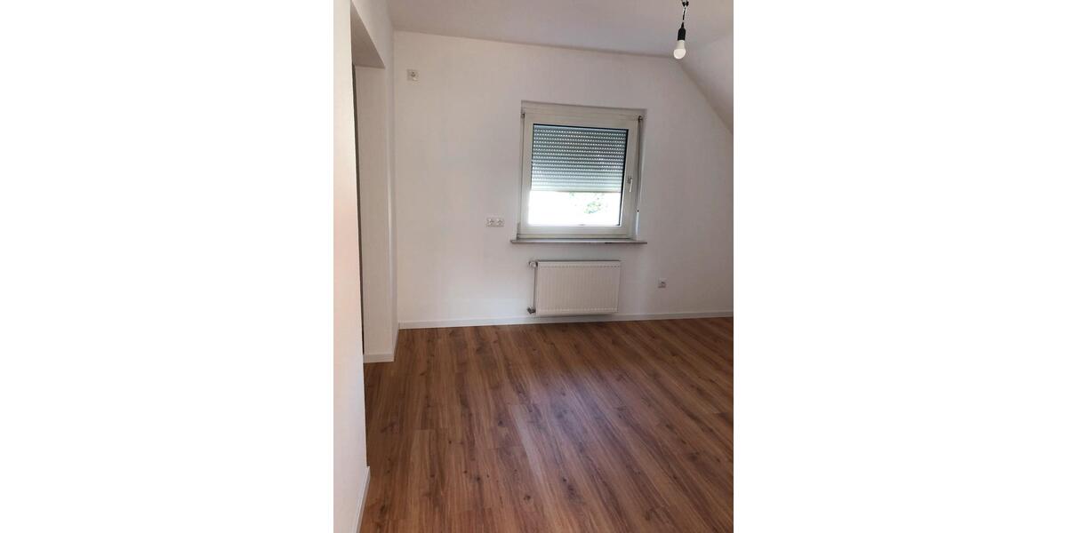 Dachgeschoßwohnung Bad Nauheim - 2 Zimmer, 80 m&sup2;, 750&euro; | Angebot:26636089