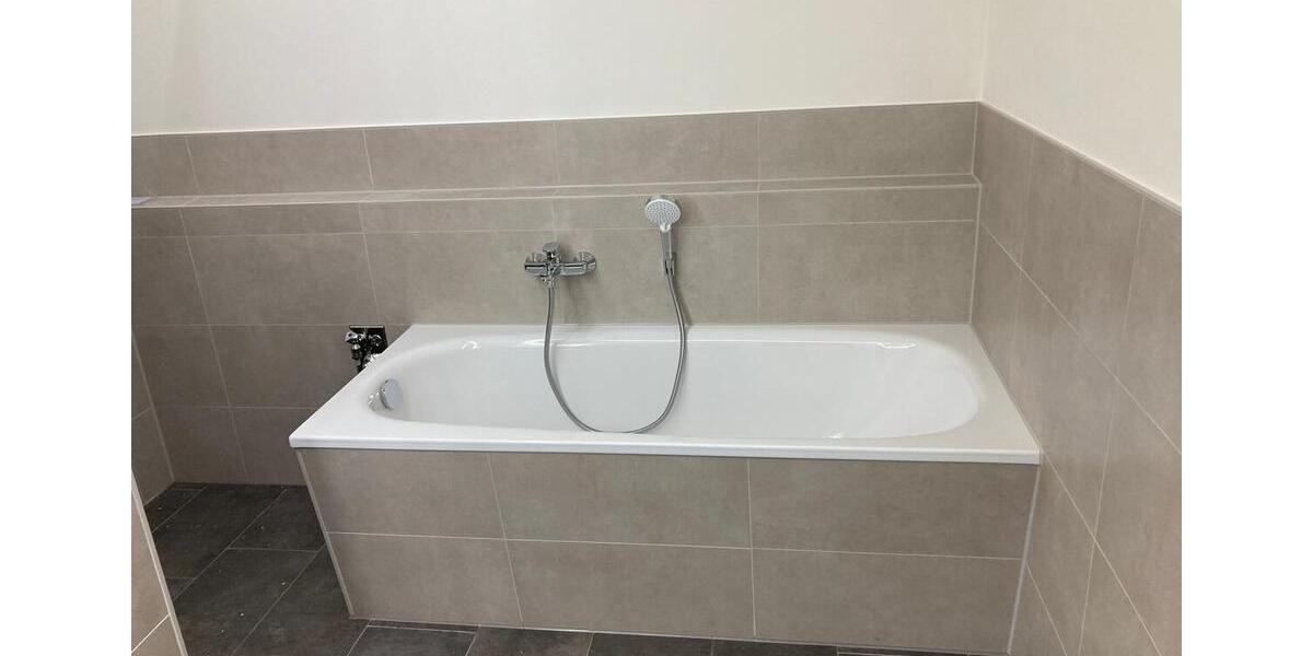 Erdgeschoßwohnung Gera Debschwitz - 2 Zimmer, 61 m&sup2;, 755&euro; | Angebot:23136323
