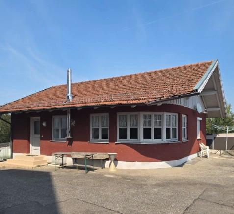 Einfamilienhaus Gangkofen - 4.5 Zimmer, 130 m&sup2;, 1.500&euro; | Angebot:25590858