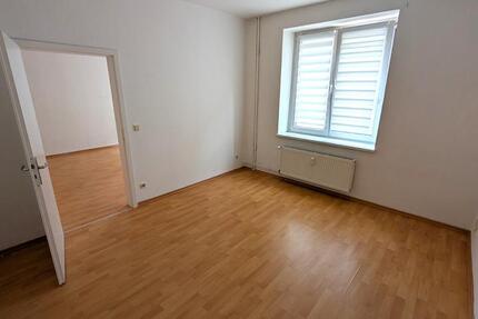 Wohnung Schwerin - 3 Zimmer, 62 m&sup2;, 563&euro; | Angebot:24380918