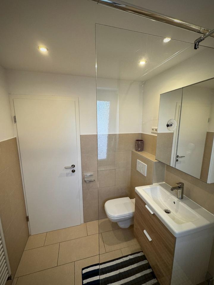 Neuwertige 3,5 Zimmer Mietwohnung in Frankfurt-Sossenheim zimmer