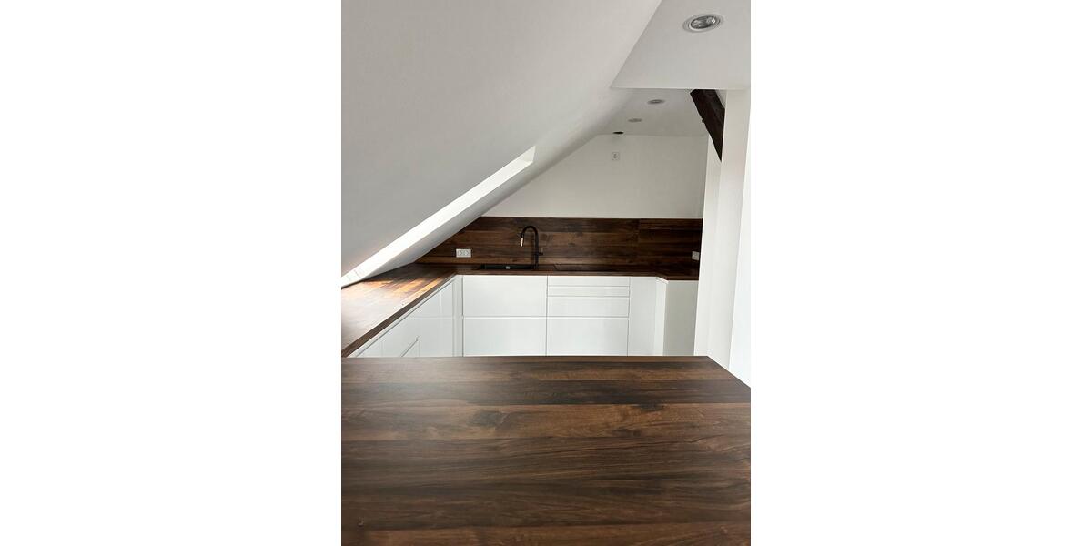 Dachgeschoßwohnung Zwickau Cainsdorf - 3.5 Zimmer, 87 m&sup2;, 550&euro; | Angebot:25264311