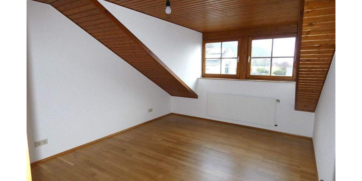 Etagenwohnung Neustadt Haardt - 3 Zimmer, 86 m&sup2;, 750&euro; | Angebot:25214192