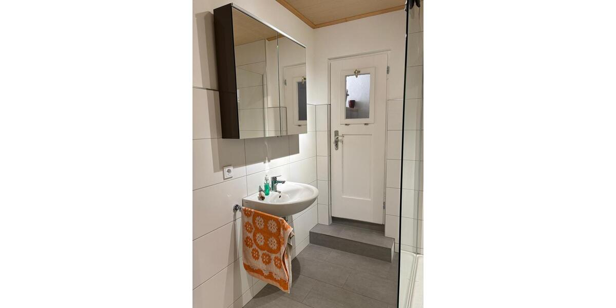 Erdgeschoßwohnung Tannhausen - 3 Zimmer, 90 m&sup2;, 1.050&euro; | Angebot:26633819