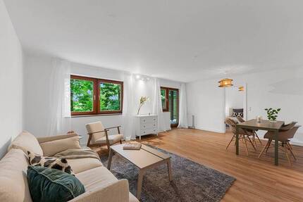 Stilvoll möblierte 2 Zimmerwohnung mit Garten und Terrasse