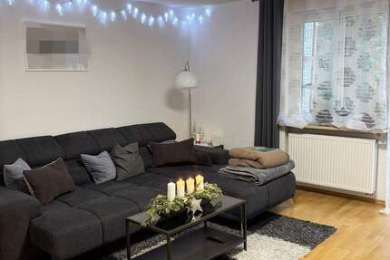 Zentrale 3 Zimmerwohnung mit Einbauküche und Balkon in Kitzingen ! 3 zimmer