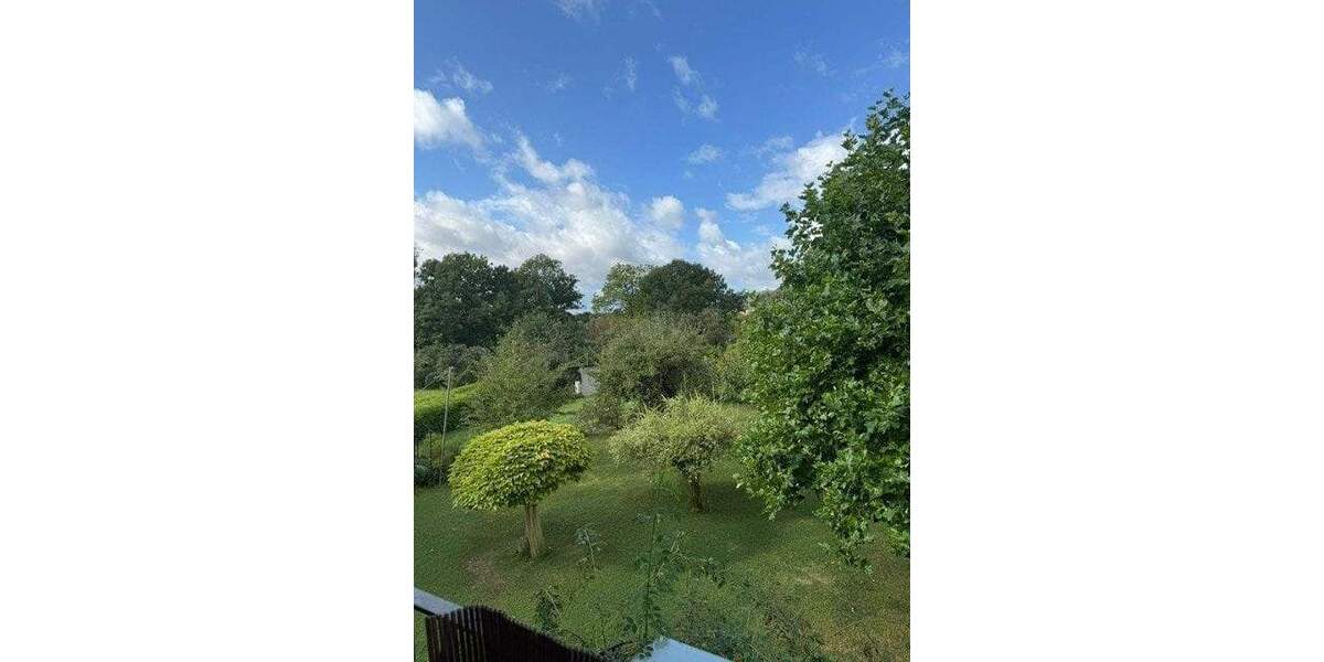 Etagenwohnung Kassel Oberzwehren - 2 Zimmer, 93 m&sup2;, 725&euro; | Angebot:24992600