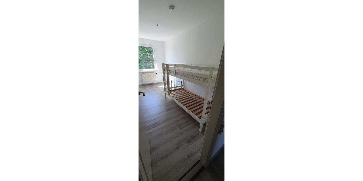 Etagenwohnung Huy - 3 Zimmer, 55 m&sup2;, 300&euro; | Angebot:26626150