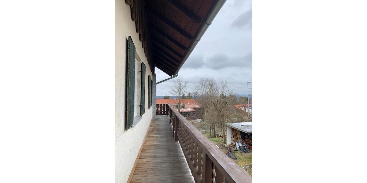 Etagenwohnung Feldafing - 4.5 Zimmer, 104 m&sup2;, 1.400&euro; | Angebot:24794029