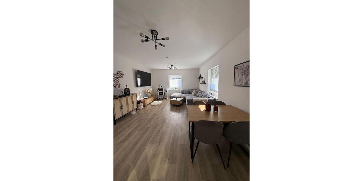 Etagenwohnung Grünberg - 2 Zimmer, 80 m&sup2;, 800&euro; | Angebot:25755736