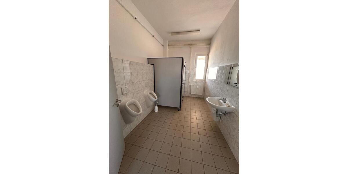 Gewerbeobjekt Waren (Müritz) - 1.390&euro; | Angebot:26580110