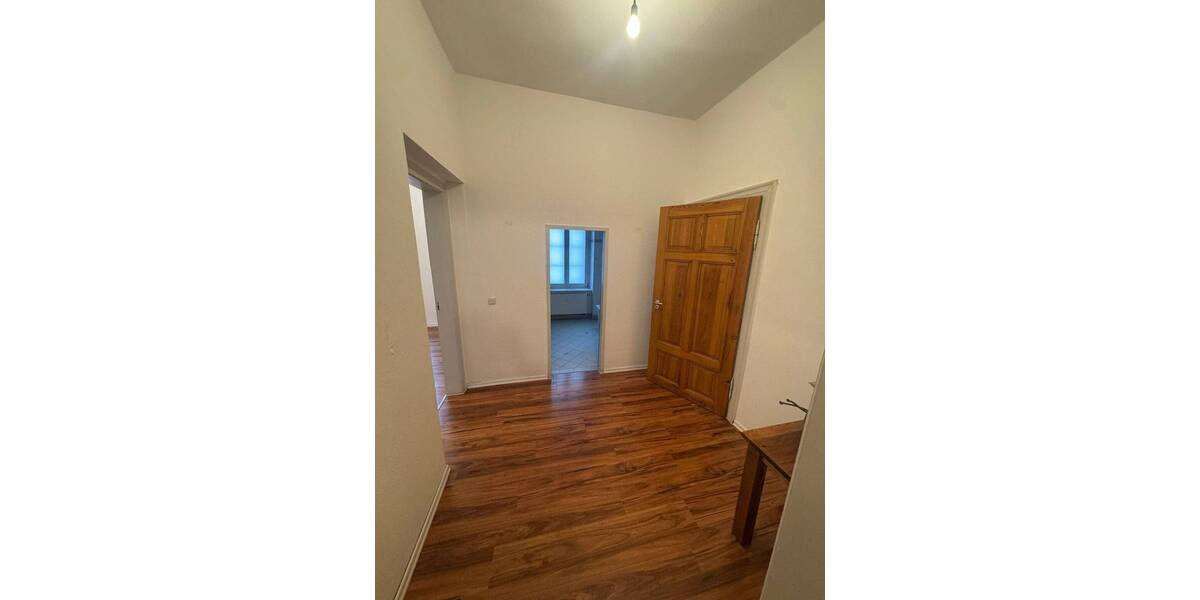 Etagenwohnung Görlitz Altstadt - 4 Zimmer, 83 m&sup2;, 600&euro; | Angebot:26080723