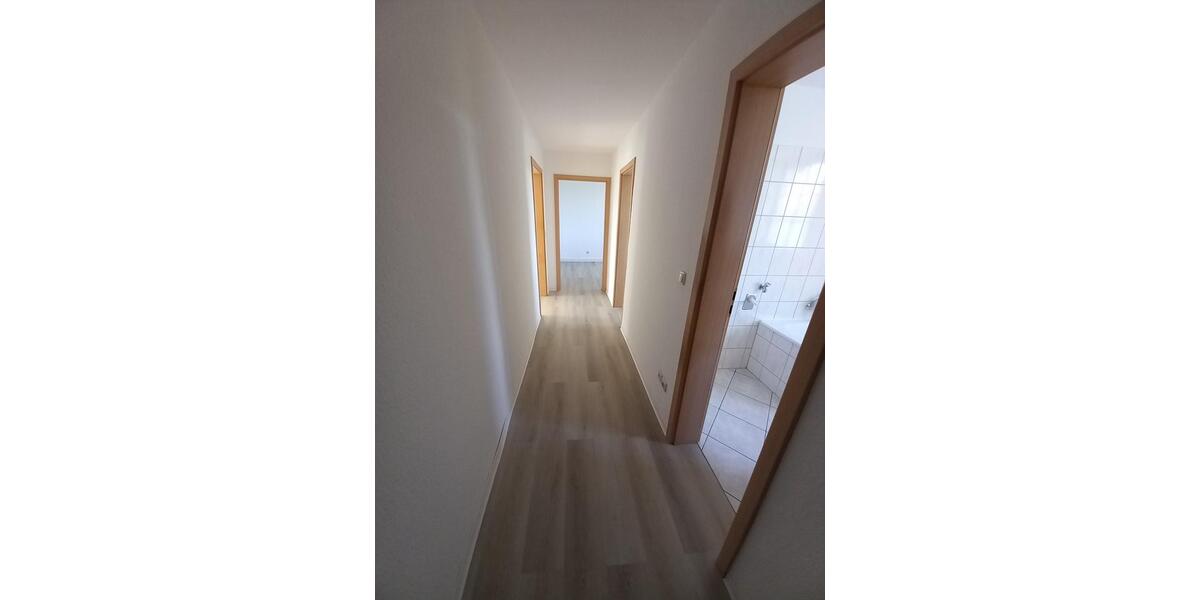 Dachgeschoßwohnung Ballenstedt - 2 Zimmer, 52 m&sup2;, 350&euro; | Angebot:23116736