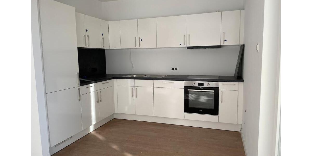 Etagenwohnung Dresden Pieschen - 4 Zimmer, 92 m&sup2;, 1.267&euro; | Angebot:26661291