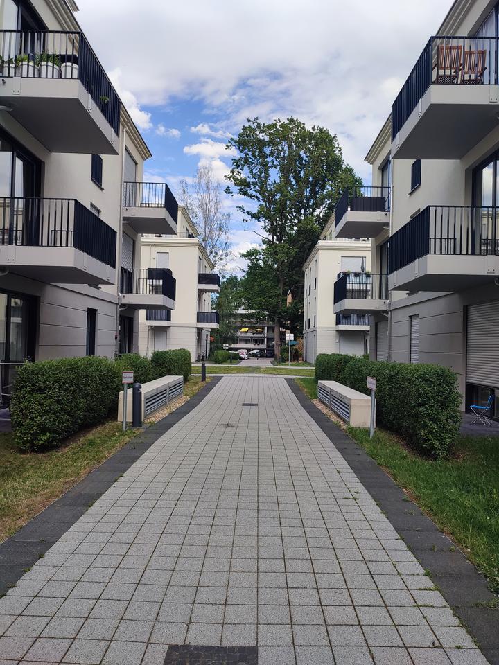 Schöne Dachgeschoßwohnung zur Miete in Potsdam Waldstadt - Wentzel Dr.