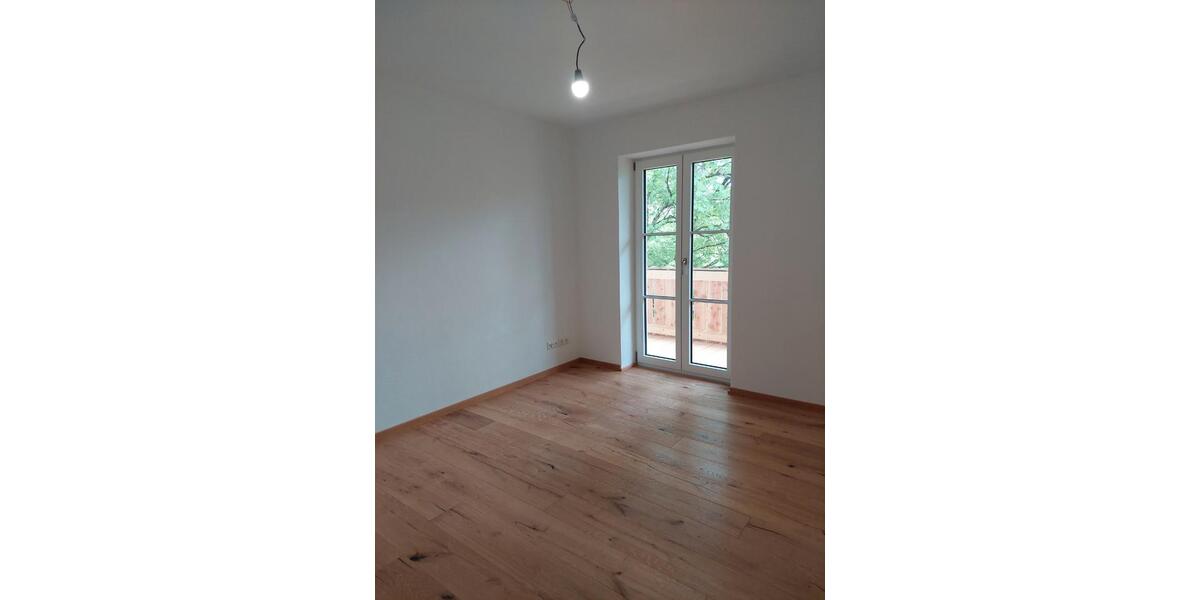 Etagenwohnung Lenggries - 4 Zimmer, 104 m&sup2;, 1.660&euro; | Angebot:26589149