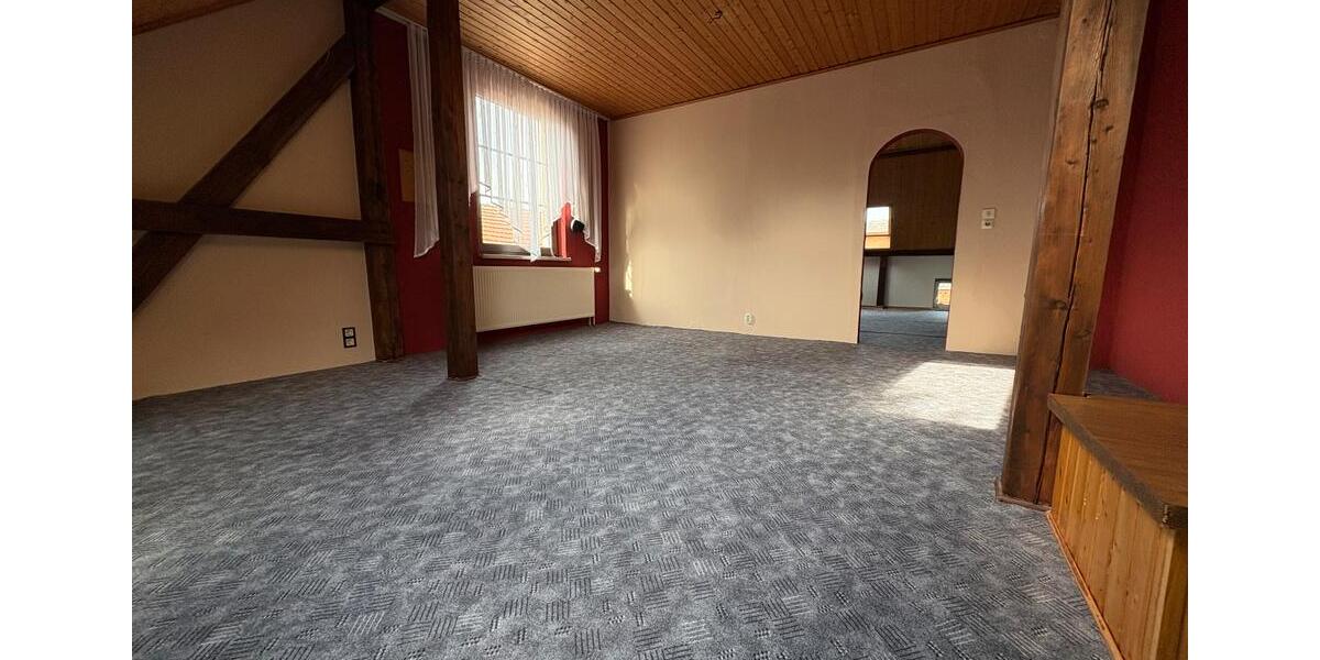 Erdgeschoßwohnung Kyritz - 6 Zimmer, 220 m&sup2;, 1.100&euro; | Angebot:26559859