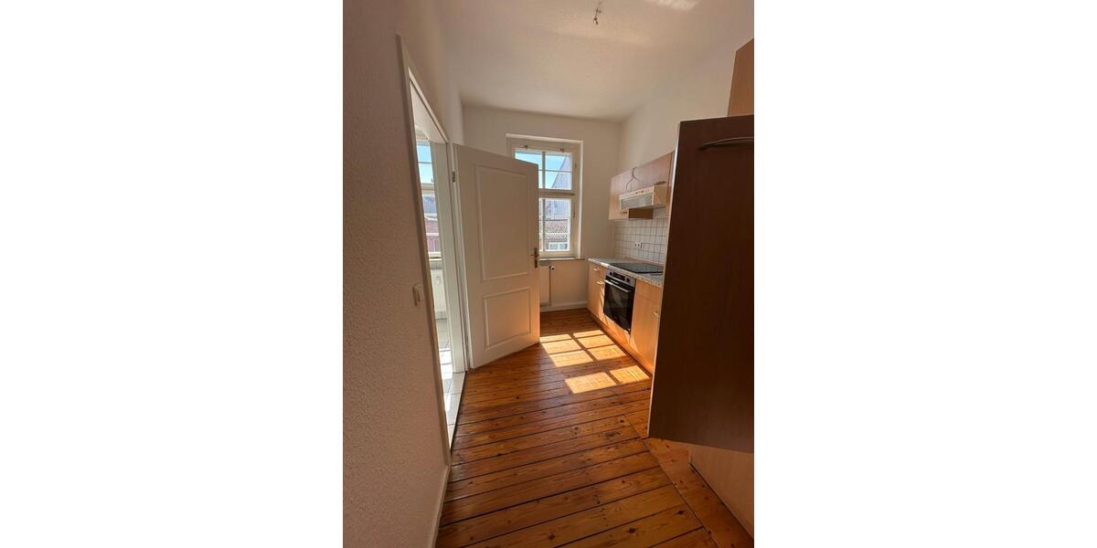 Etagenwohnung Güstrow - 2 Zimmer, 48 m&sup2;, 400&euro; | Angebot:26426130