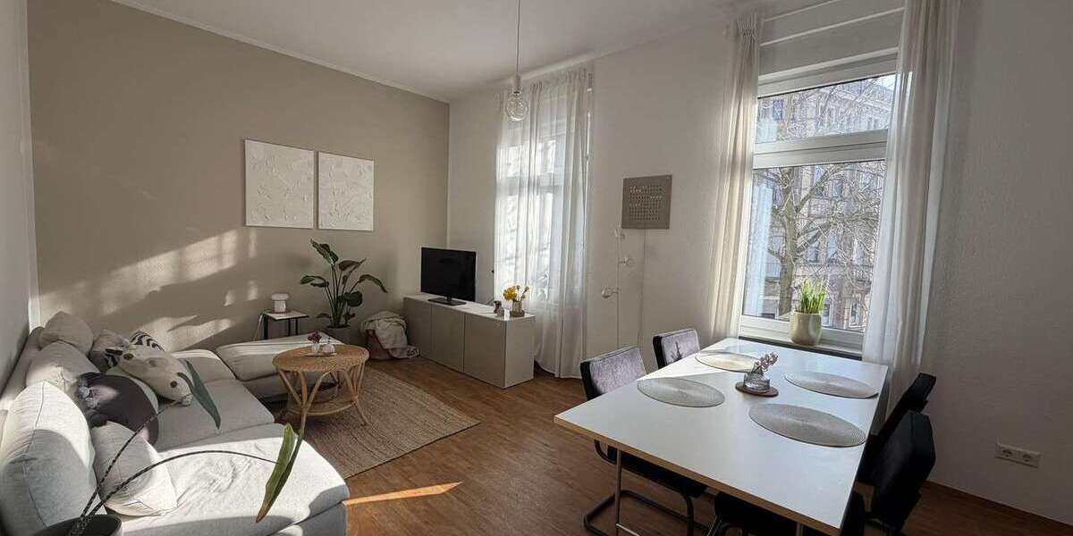 Etagenwohnung Karlsruhe Innenstadt-West - 2 Zimmer, 65 m&sup2;, 750&euro; | Angebot:25274034