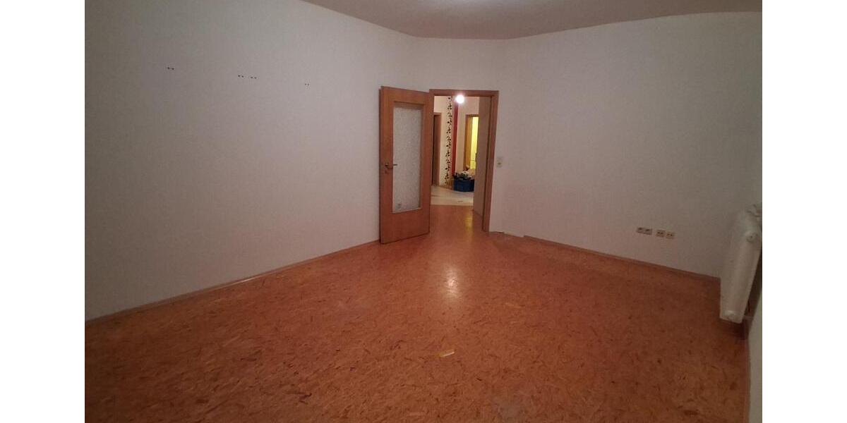 Etagenwohnung Sulzbach am Main - 6 Zimmer, 106 m&sup2;, 28&euro; | Angebot:25336001