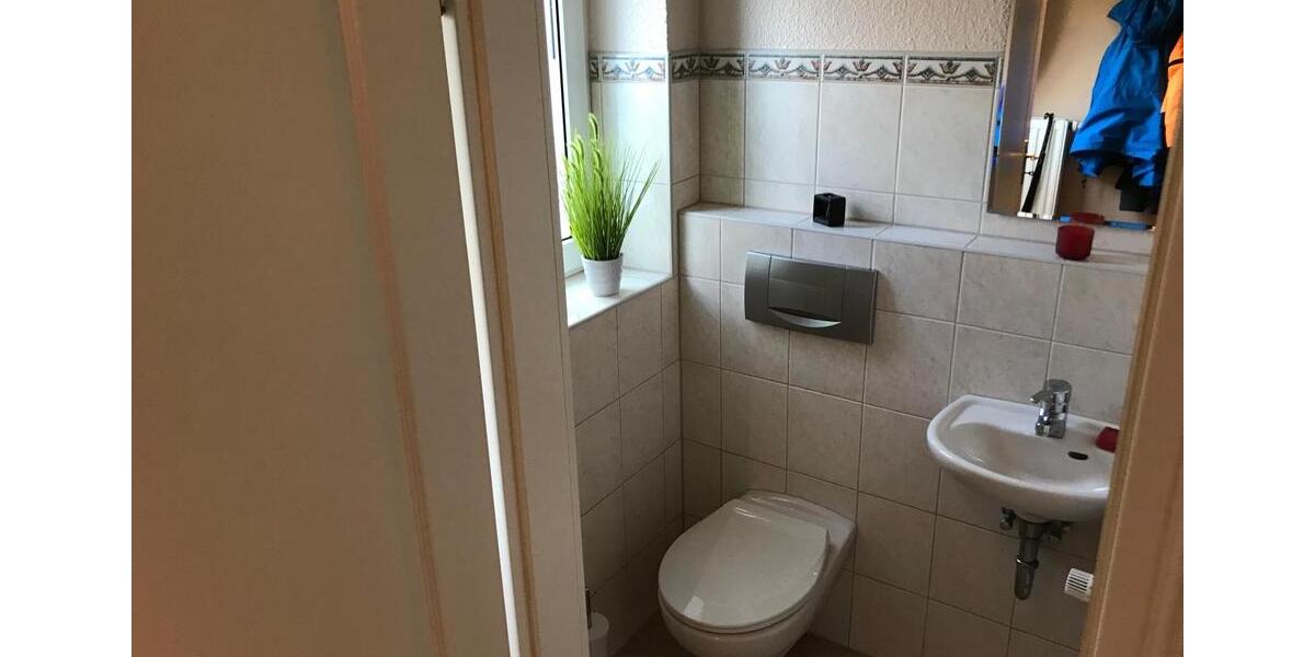 Etagenwohnung Tellingstedt - 4 Zimmer, 120 m&sup2;, 1.100&euro; | Angebot:26238996