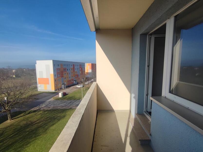 FamilienWohnung- der Spielplatz direkt vor der Tür!
