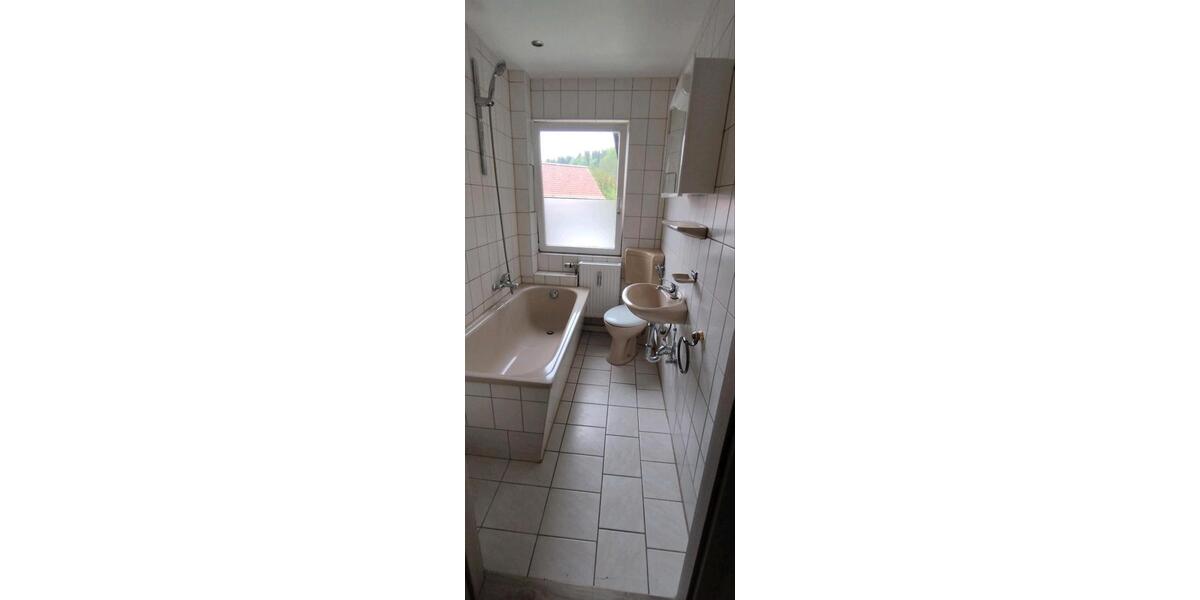 Etagenwohnung Lauter-Bernsbach Bernsbach - 2 Zimmer, 40 m&sup2;, 195&euro; | Angebot:26465300