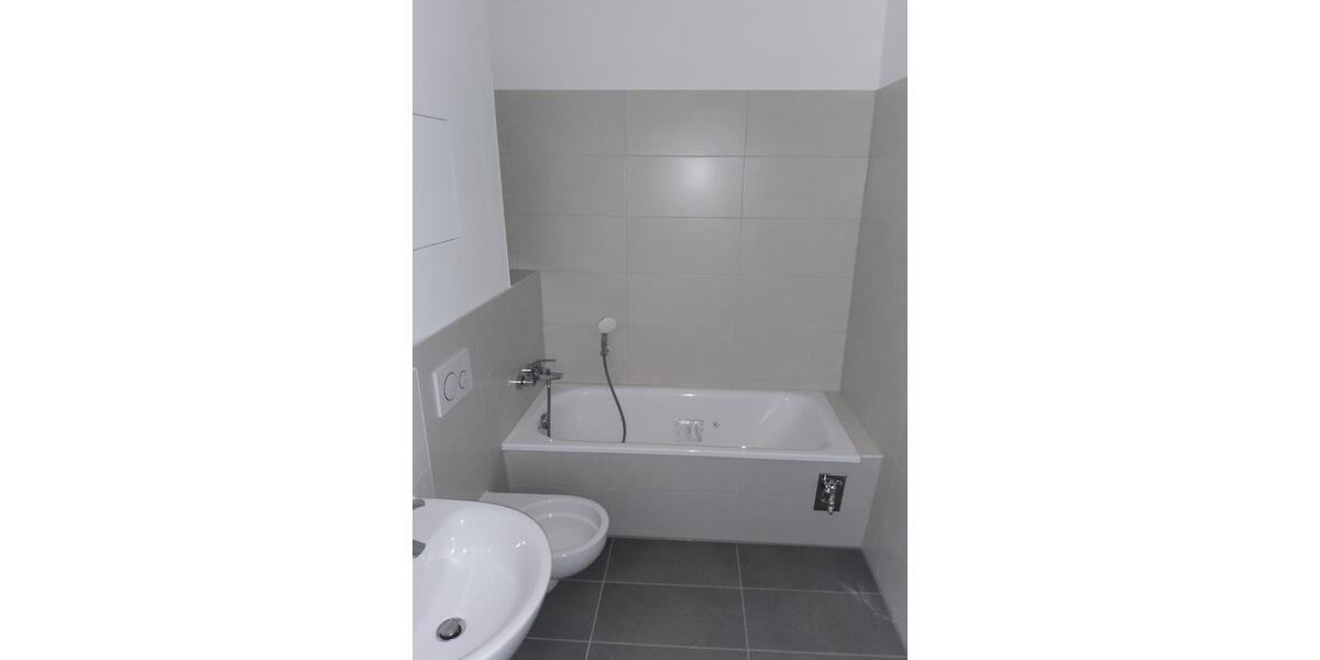 Etagenwohnung Frankfurt (Oder) Beresinchen - 4 Zimmer, 70 m&sup2;, 564&euro; | Angebot:24784218