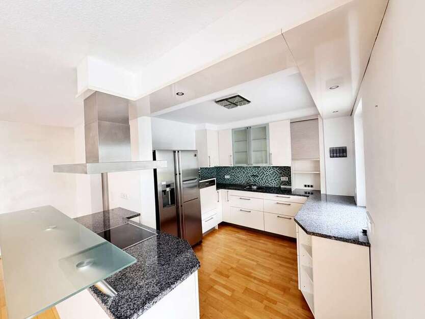 Wohnung zum Mieten in Nürnberg 1.350 € 81 m²
