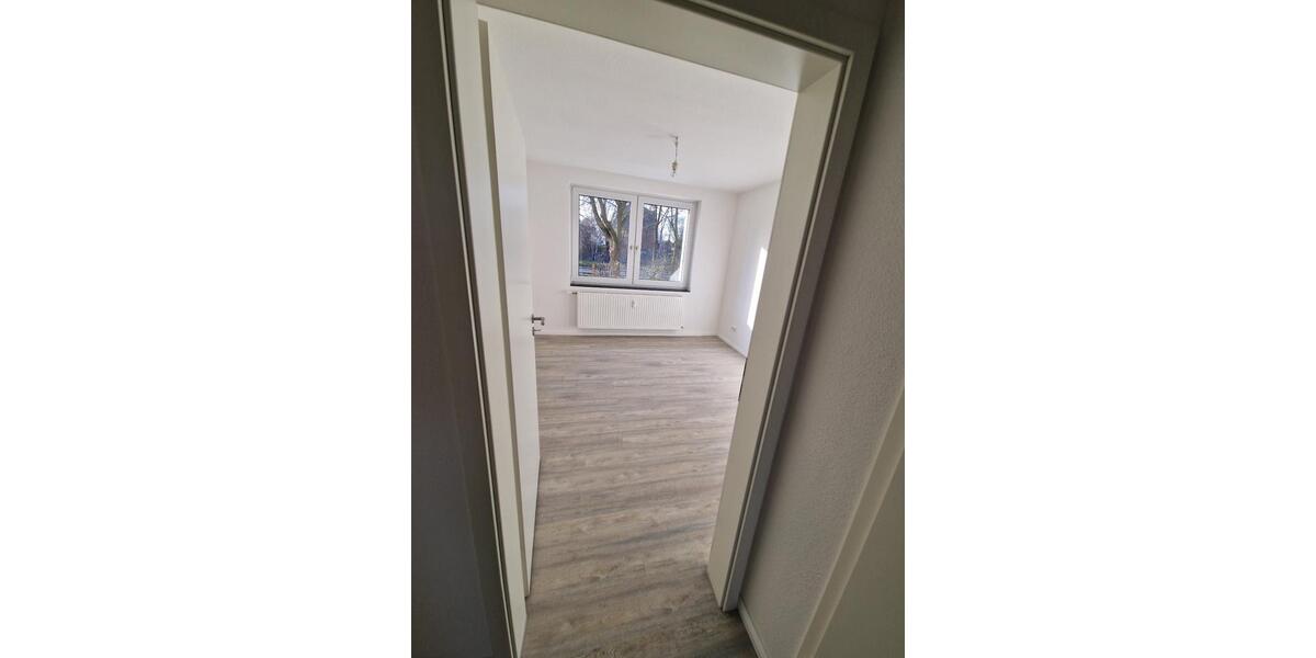 Erdgeschoßwohnung Isernhagen - 3 Zimmer, 75 m&sup2;, 950&euro; | Angebot:25409436