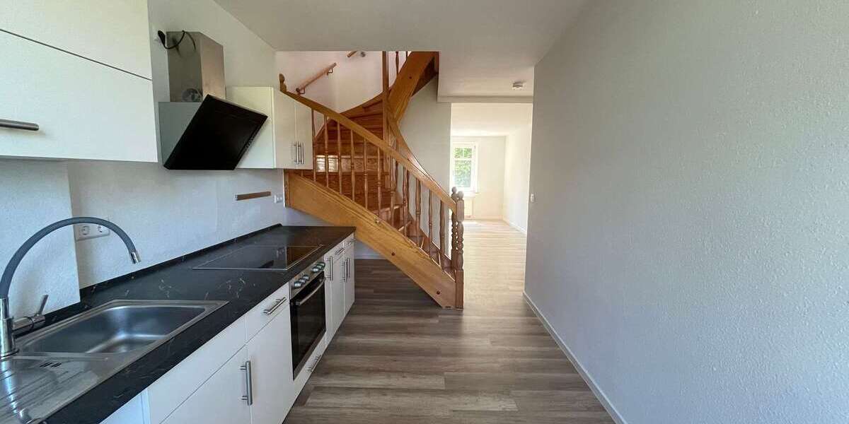 Etagenwohnung Chemnitz Ebersdorf - 3 Zimmer, 80 m&sup2;, 520&euro; | Angebot:27074914