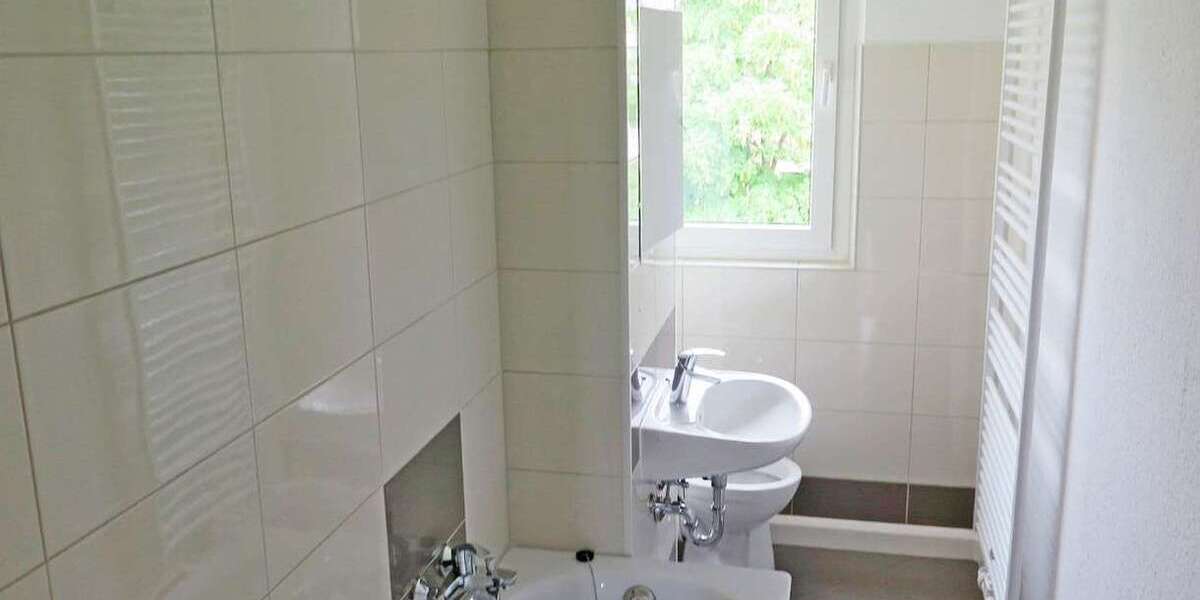 Wohnung zum Mieten in Sangerhausen 408 € 71.7 m² 4 zimmer