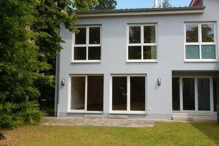 Haus Schwetzingen - 7 Zimmer, 180 m&sup2;, 1.800&euro; | Angebot:26241969