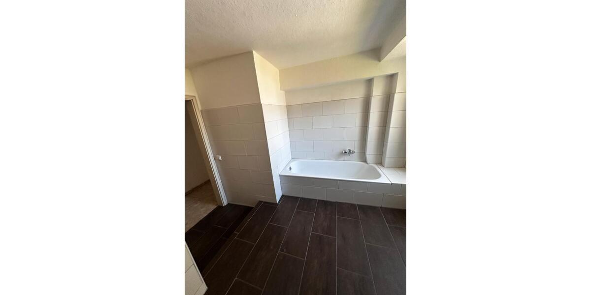 Terrassenwohnung Hohenlockstedt - 5 Zimmer, 162 m&sup2;, 1.500&euro; | Angebot:26674007
