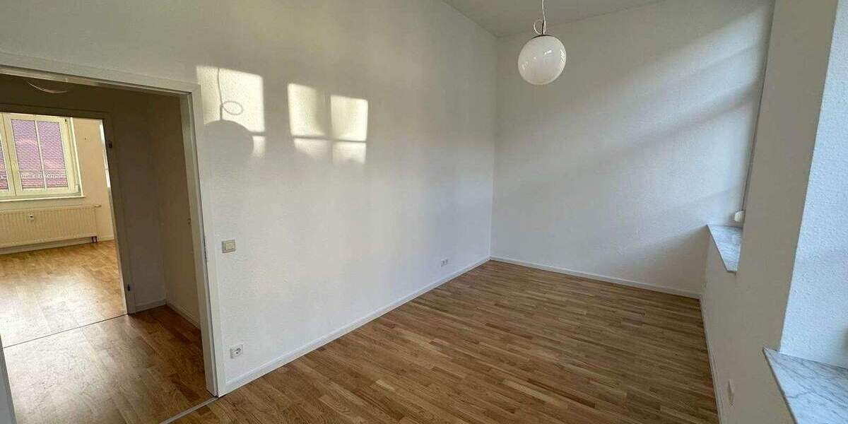 Etagenwohnung Villingen-Schwenningen Schwenningen - 3 Zimmer, 87 m&sup2;, 1.000&euro; | Angebot:24684411