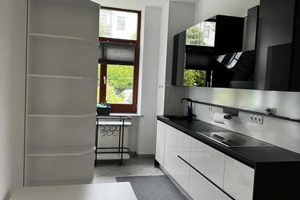 Wohnung Wiesbaden Schierstein - 2 Zimmer, 59 m&sup2;, 1.400&euro; | Angebot:25658945