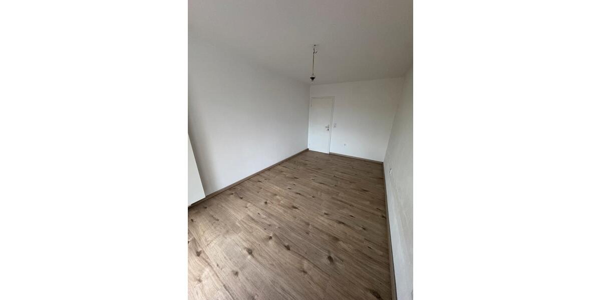Etagenwohnung Ubstadt-Weiher Weiher - 3.5 Zimmer, 75 m&sup2;, 1.150&euro; | Angebot:24730119