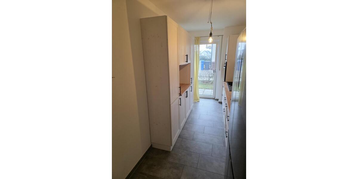 Erdgeschoßwohnung Kelheim - 3 Zimmer, 83 m&sup2;, 1.090&euro; | Angebot:25080960