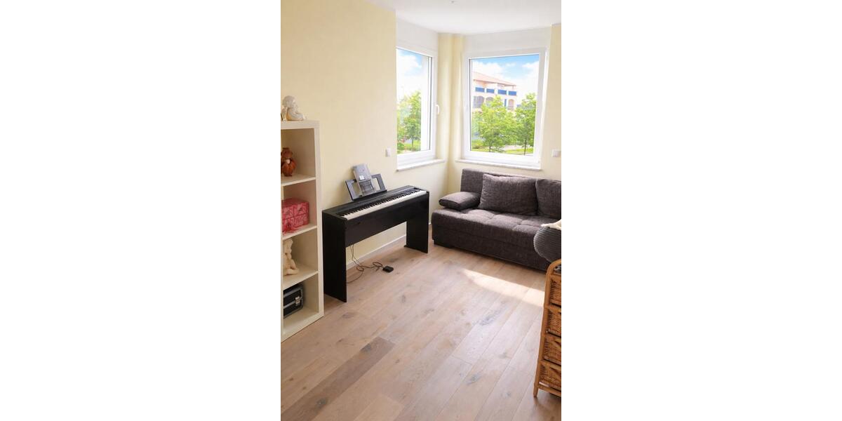 Etagenwohnung Ludwigshafen am Rhein Ludwigshafen-Oggersheim - 4 Zimmer, 117 m&sup2;, 1.290&euro; | Angebot:25053135