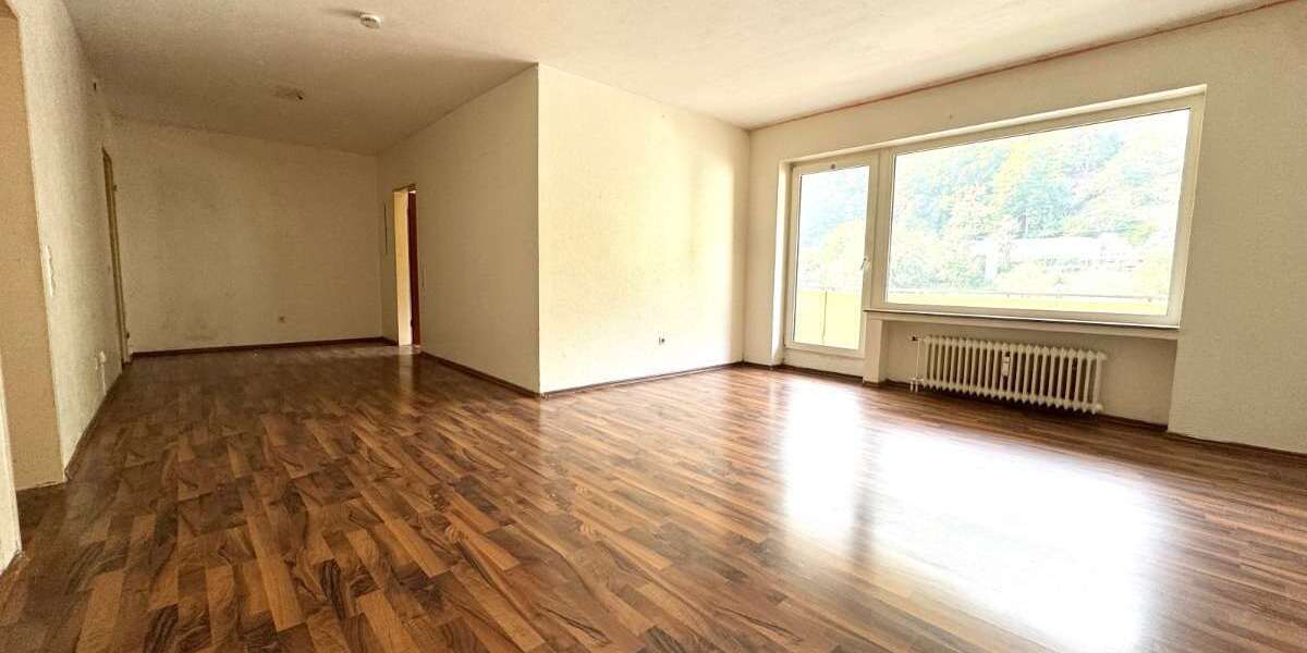 Etagenwohnung Altena - 3.5 Zimmer, 81 m&sup2;, 451&euro; | Angebot:26919571