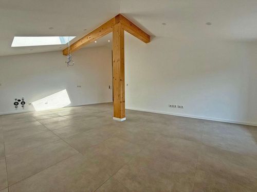 Etagenwohnung Altenmarkt an der Alz - 3 Zimmer, 71 m&sup2;, 990&euro; | Angebot:24781861