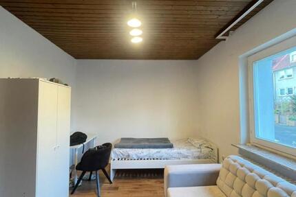 Voll möbliertes WG-Zimmer - ideal für Studierende! 1 zimmer