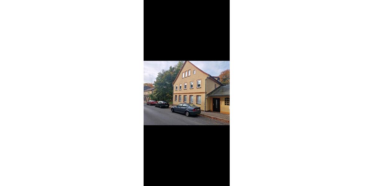 Einfamilienhaus Neustadt bei Coburg - 5.5 Zimmer, 200 m&sup2;, 1.800&euro; | Angebot:24840762