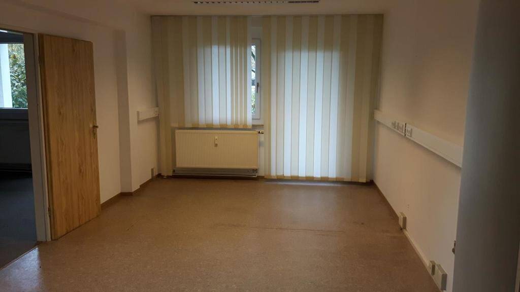 Gewerbeobjekt Chemnitz Helbersdorf - 6 Zimmer, 125 m&sup2;, 653&euro; | Angebot:26733232